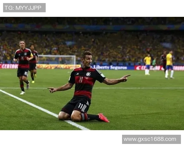 足球女星精美头像图片精选展现魅力与力量的完美结合 足球女星精美头像图片精选展现魅力与力量的完美结合